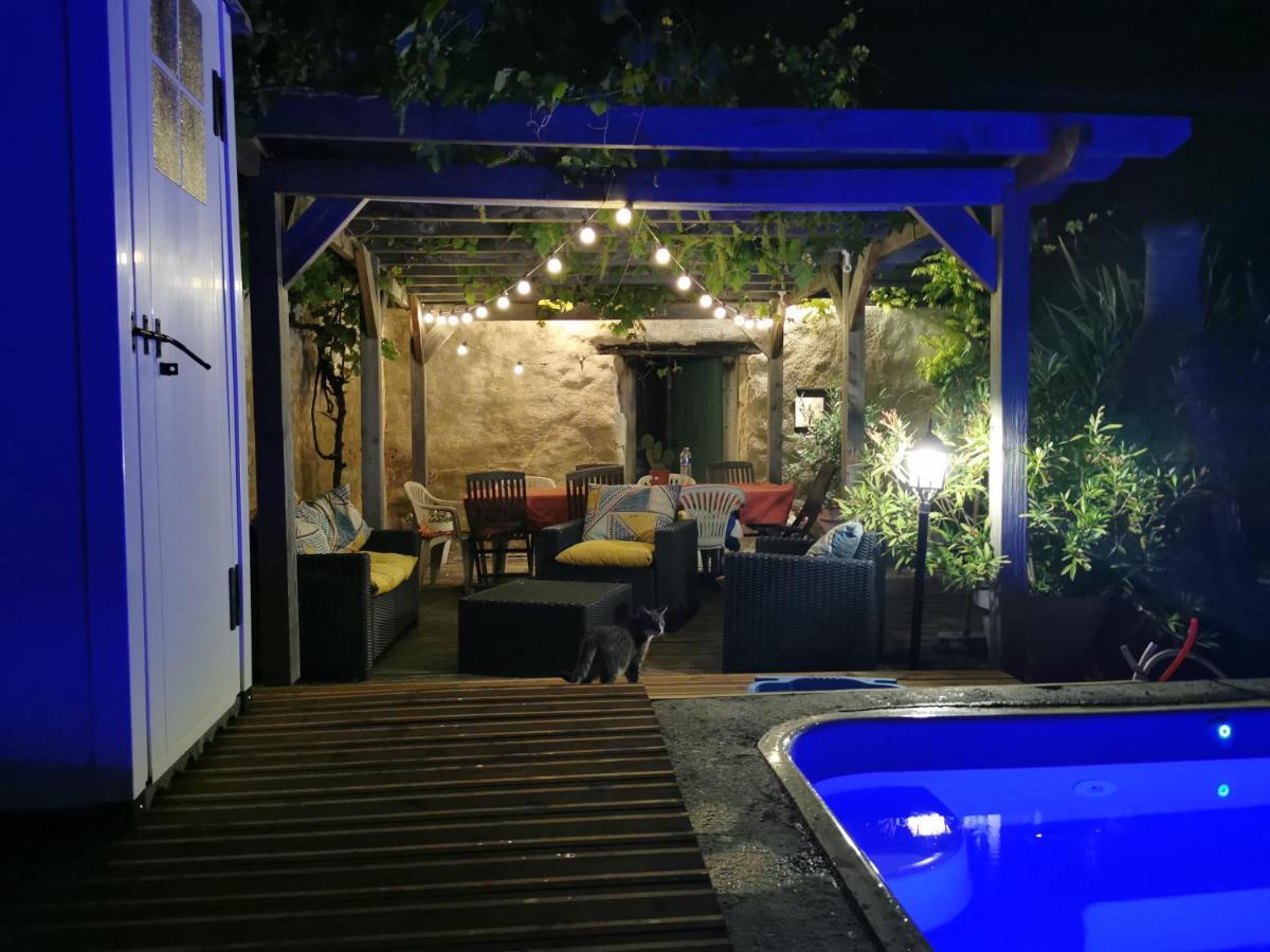 Petit Havre De Tranquillite Apartment Лудан Екстериор снимка